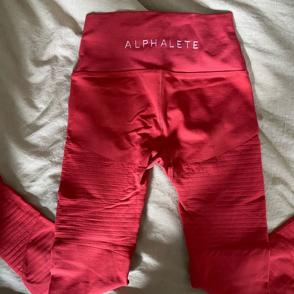 Alphalete leggings